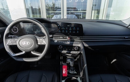 Hyundai Elantra, 2024 год, 3 000 000 рублей, 34 фотография