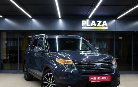 Ford Explorer VI, 2013 год, 1 799 000 рублей, 2 фотография
