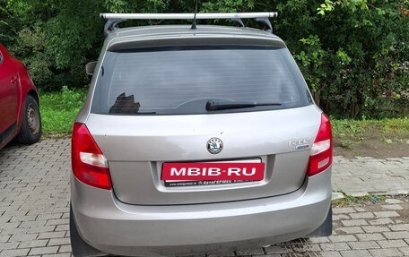 Skoda Fabia II, 2009 год, 350 000 рублей, 3 фотография