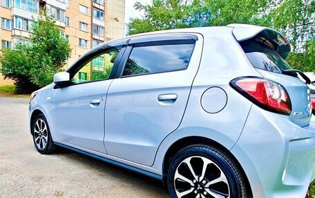 Mitsubishi Mirage VI рестайлинг, 2022 год, 1 285 000 рублей, 4 фотография