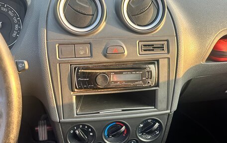 Ford Fiesta, 2007 год, 450 000 рублей, 8 фотография