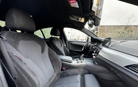 BMW 5 серия, 2018 год, 3 150 000 рублей, 21 фотография