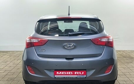Hyundai i30 II рестайлинг, 2012 год, 835 000 рублей, 3 фотография