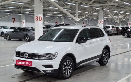 Volkswagen Tiguan II, 2019 год, 2 699 000 рублей, 5 фотография