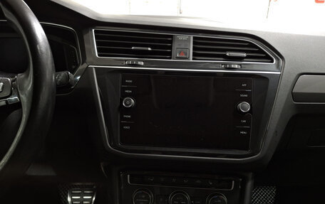 Volkswagen Tiguan II, 2019 год, 2 699 000 рублей, 19 фотография