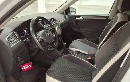 Volkswagen Tiguan II, 2019 год, 2 699 000 рублей, 20 фотография