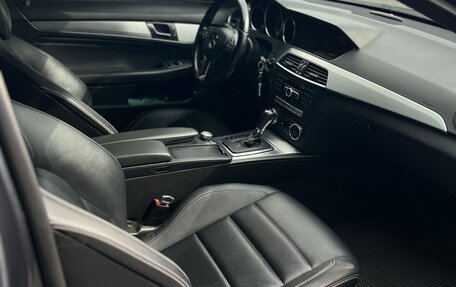 Mercedes-Benz C-Класс, 2011 год, 1 190 000 рублей, 8 фотография