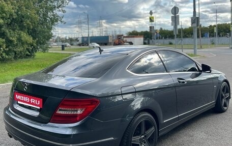 Mercedes-Benz C-Класс, 2011 год, 1 190 000 рублей, 5 фотография