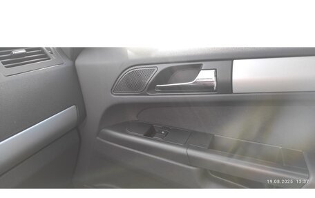 Opel Zafira B, 2010 год, 820 000 рублей, 21 фотография