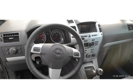 Opel Zafira B, 2010 год, 820 000 рублей, 19 фотография