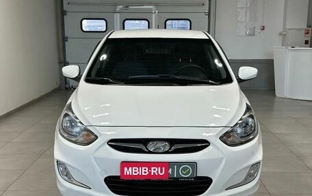 Hyundai Solaris II рестайлинг, 2013 год, 999 900 рублей, 2 фотография