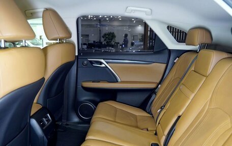Lexus RX IV рестайлинг, 2021 год, 5 800 000 рублей, 11 фотография