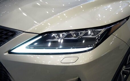 Lexus RX IV рестайлинг, 2021 год, 5 800 000 рублей, 7 фотография