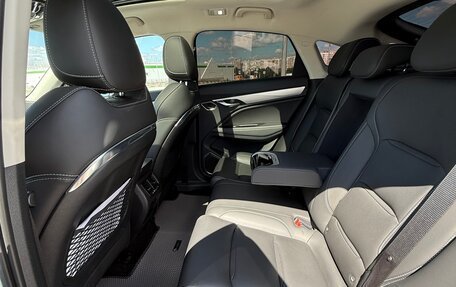 Geely Tugella FY11, 2020 год, 1 880 000 рублей, 8 фотография