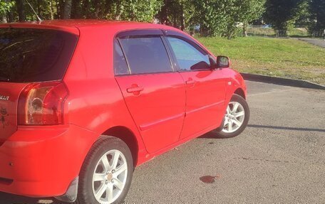 Toyota Corolla, 2005 год, 675 000 рублей, 4 фотография