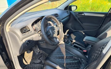 Volkswagen Golf VI, 2011 год, 640 000 рублей, 2 фотография