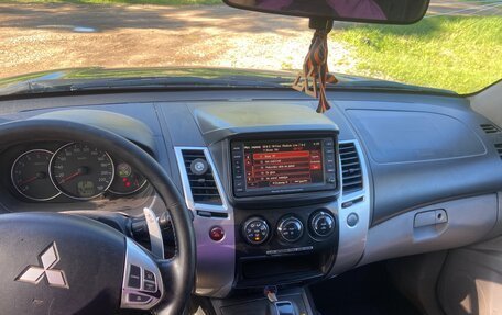 Mitsubishi Pajero Sport II рестайлинг, 2010 год, 730 000 рублей, 9 фотография