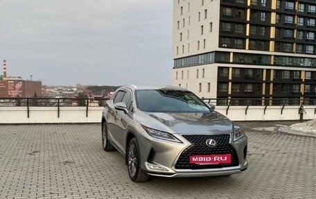 Lexus RX IV рестайлинг, 2021 год, 6 300 000 рублей, 2 фотография