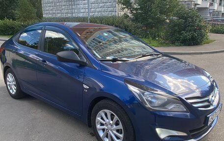 Hyundai Solaris II рестайлинг, 2014 год, 950 000 рублей, 2 фотография
