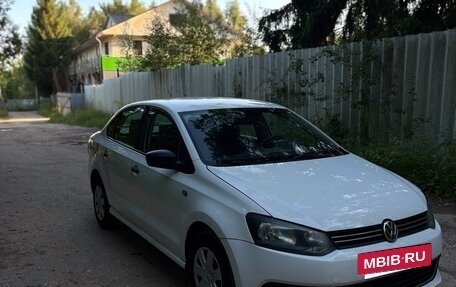 Volkswagen Polo VI (EU Market), 2012 год, 675 000 рублей, 2 фотография