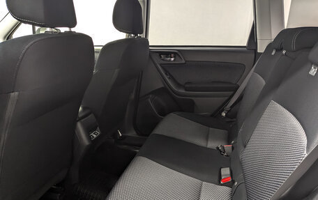Subaru Forester, 2016 год, 1 890 000 рублей, 11 фотография