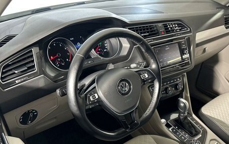 Volkswagen Tiguan II, 2017 год, 2 180 000 рублей, 14 фотография