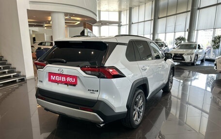 Toyota RAV4, 2025 год, 4 050 000 рублей, 5 фотография
