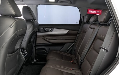Chery Tiggo 8 Pro, 2021 год, 1 850 000 рублей, 18 фотография