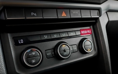 Volkswagen Amarok I рестайлинг, 2018 год, 3 250 000 рублей, 25 фотография