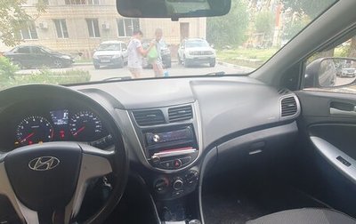 Hyundai Solaris II рестайлинг, 2013 год, 650 000 рублей, 1 фотография
