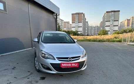 Opel Astra J, 2012 год, 775 000 рублей, 9 фотография