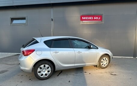 Opel Astra J, 2012 год, 775 000 рублей, 2 фотография