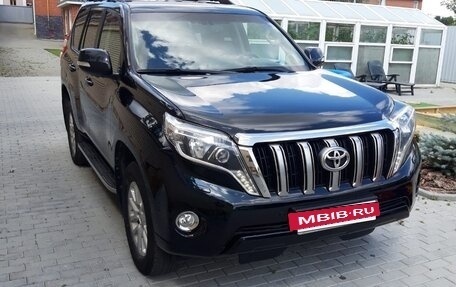 Toyota Land Cruiser Prado 150 рестайлинг 2, 2015 год, 5 150 000 рублей, 2 фотография