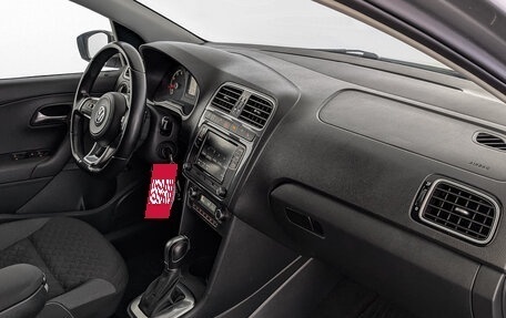 Volkswagen Polo VI (EU Market), 2018 год, 1 225 000 рублей, 13 фотография