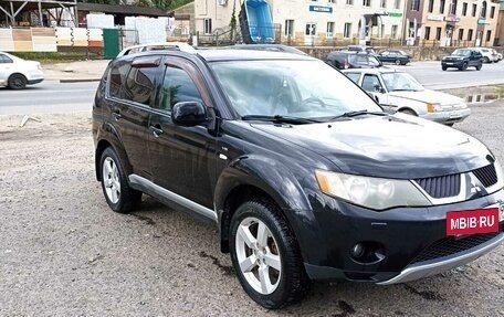 Mitsubishi Outlander III рестайлинг 3, 2008 год, 1 070 000 рублей, 4 фотография