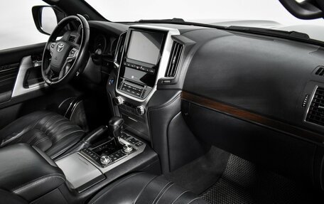 Toyota Land Cruiser 200, 2018 год, 6 650 000 рублей, 13 фотография