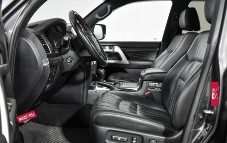 Toyota Land Cruiser 200, 2018 год, 6 650 000 рублей, 11 фотография