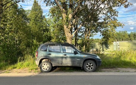 Chevrolet Niva I рестайлинг, 2010 год, 350 000 рублей, 4 фотография