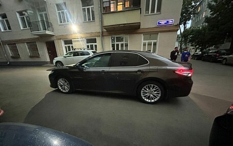 Toyota Camry, 2021 год, 3 500 000 рублей, 3 фотография
