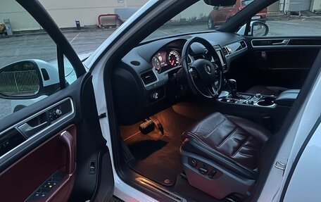 Volkswagen Touareg III, 2017 год, 3 550 000 рублей, 9 фотография