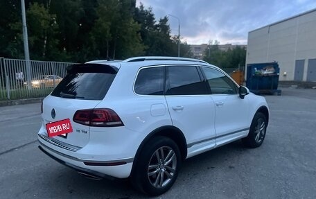 Volkswagen Touareg III, 2017 год, 3 550 000 рублей, 6 фотография