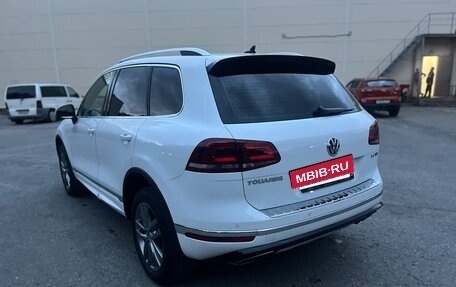 Volkswagen Touareg III, 2017 год, 3 550 000 рублей, 8 фотография