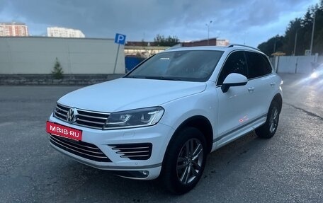 Volkswagen Touareg III, 2017 год, 3 550 000 рублей, 2 фотография