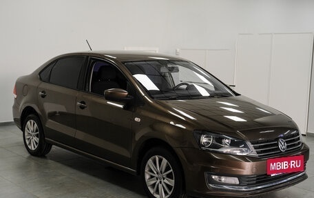 Volkswagen Polo VI (EU Market), 2016 год, 937 000 рублей, 3 фотография