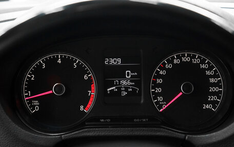 Volkswagen Polo VI (EU Market), 2016 год, 937 000 рублей, 17 фотография
