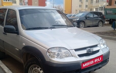Chevrolet Niva I рестайлинг, 2012 год, 419 000 рублей, 3 фотография