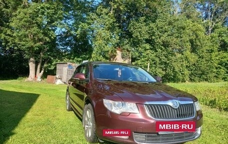 Skoda Superb III рестайлинг, 2009 год, 840 000 рублей, 3 фотография