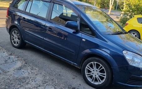 Opel Zafira B, 2012 год, 750 000 рублей, 2 фотография