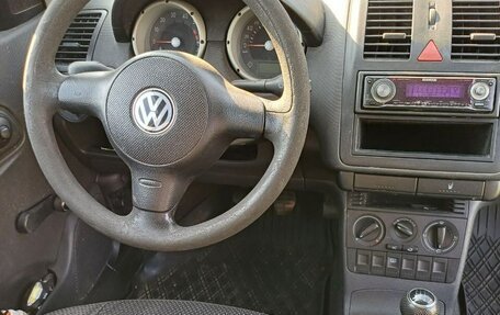 Volkswagen Polo III рестайлинг, 2000 год, 180 000 рублей, 4 фотография