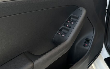 Volkswagen Jetta VI, 2015 год, 1 300 000 рублей, 14 фотография